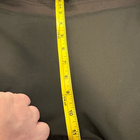 Daisy Fuentes Black Capri’s 1X NWT - Picture 3 of 6